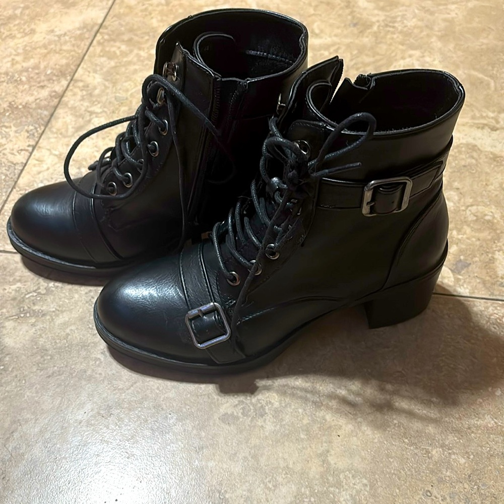 Olivia Miller combat boots - Size 7